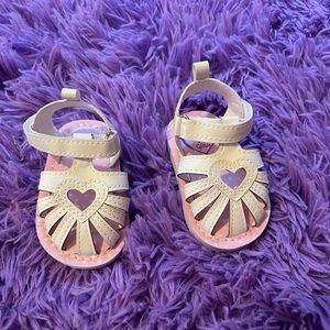 3-6 mo baby girl sandals 💕